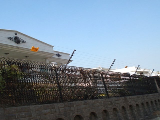 Perimeter Electric Security Fencing System Protection Palisade Solar Electronic Gallagher Power Nemtek Outdoor Residential Wall Boundary Fence Steel Net Gate